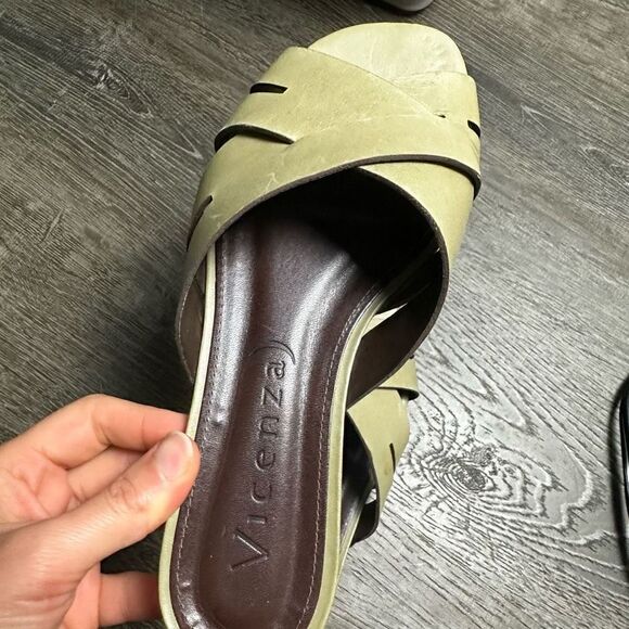 EUC Anthropologie Vincenza Green Leather Slide Sandal - size 7 - Picture 4 of 6